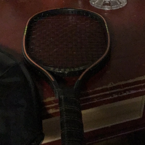 Bandido Graphite Tennis Racket Cover and Racquet - Picture 3 of 4
